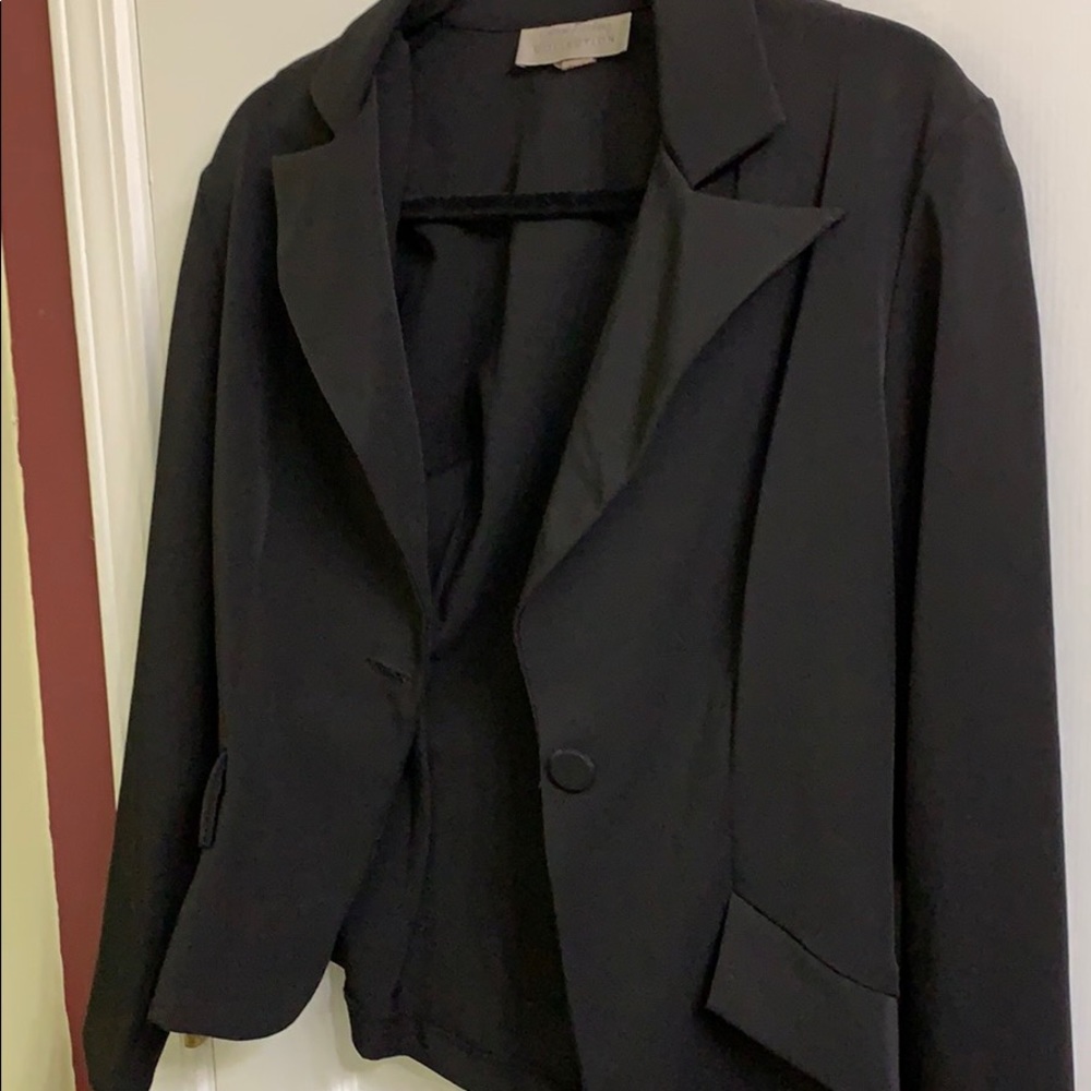 Blazer - Picture 2 of 4